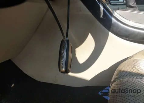 2011 Land Rover Range Rover Sport Lux z USA, uszkodzony, nr VIN SALSK2D47BA713513